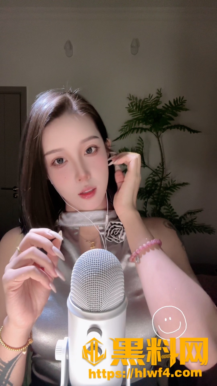 高颜值ASMR博主 陈肩睡不醒 最新作品 甜腻嗓音让人浑身酥麻