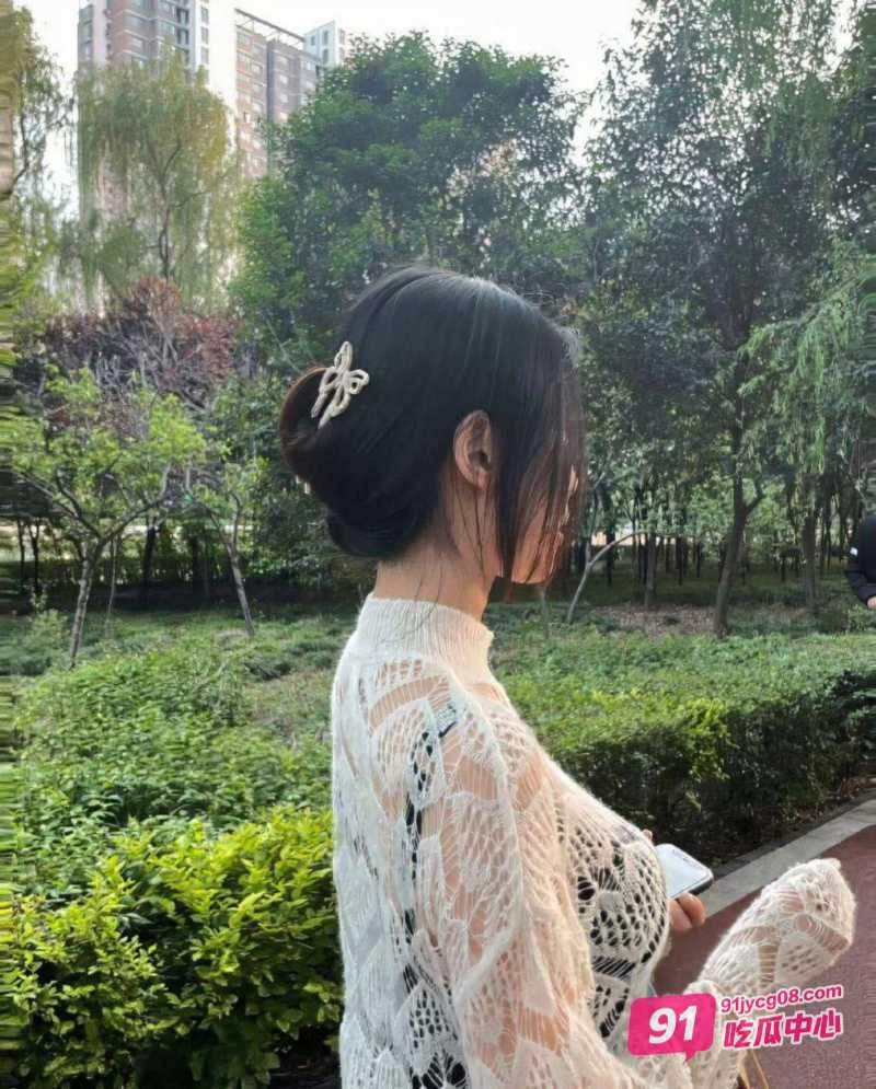 南京气质健身教练黄安捷 被全方位抽插娇喘不断~ 配图4