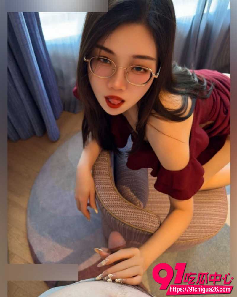 推特人妻souai1024禁忌新赛道 儿子亲身加入母子play 暗黑家庭欲望彻底引爆全网！