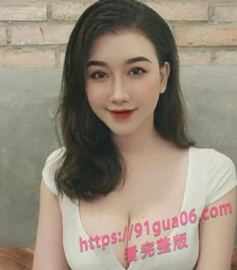 猫先生约炮越南模特网红 FCup 落地窗前暴力后入打桩 配图3