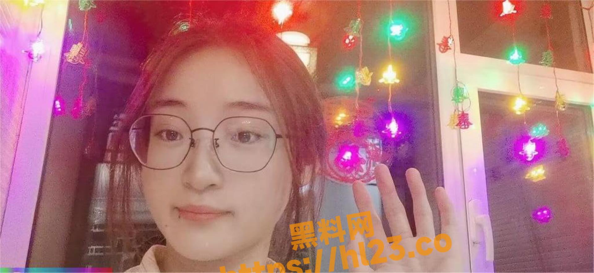 河南省郑州旅游管理学院,大学生眼镜妹反差母狗,清纯但很骚