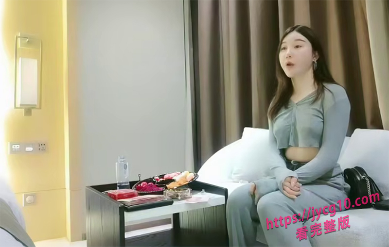 高颜女主挑战探花互动！镜头下的高颜女神撩力十足 配图