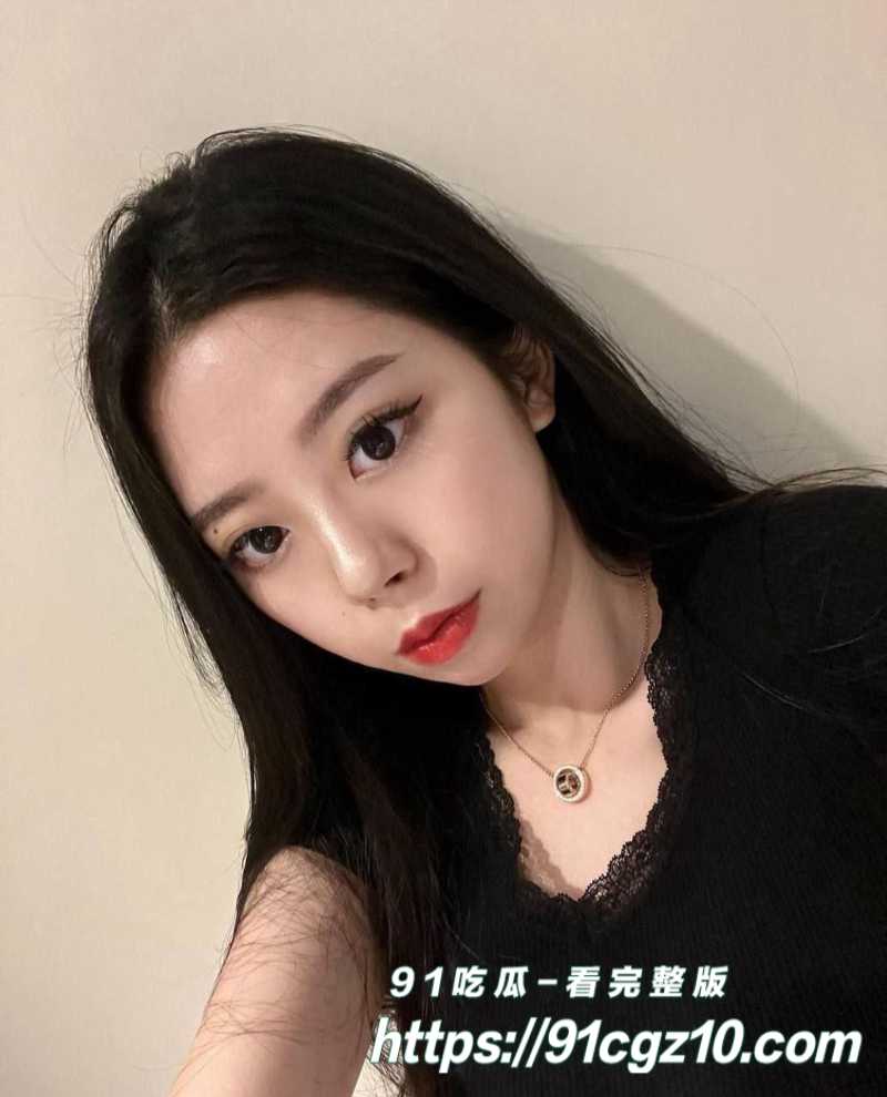 饥渴女大学生约炮2素材水印版 饥渴女大学生约炮2素材水印版