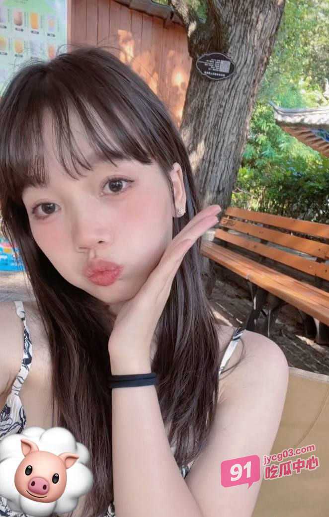 商丘某职校妹酒店约炮流出！孙姓女主被调教内射 下体红肿冒烟！ 配图3