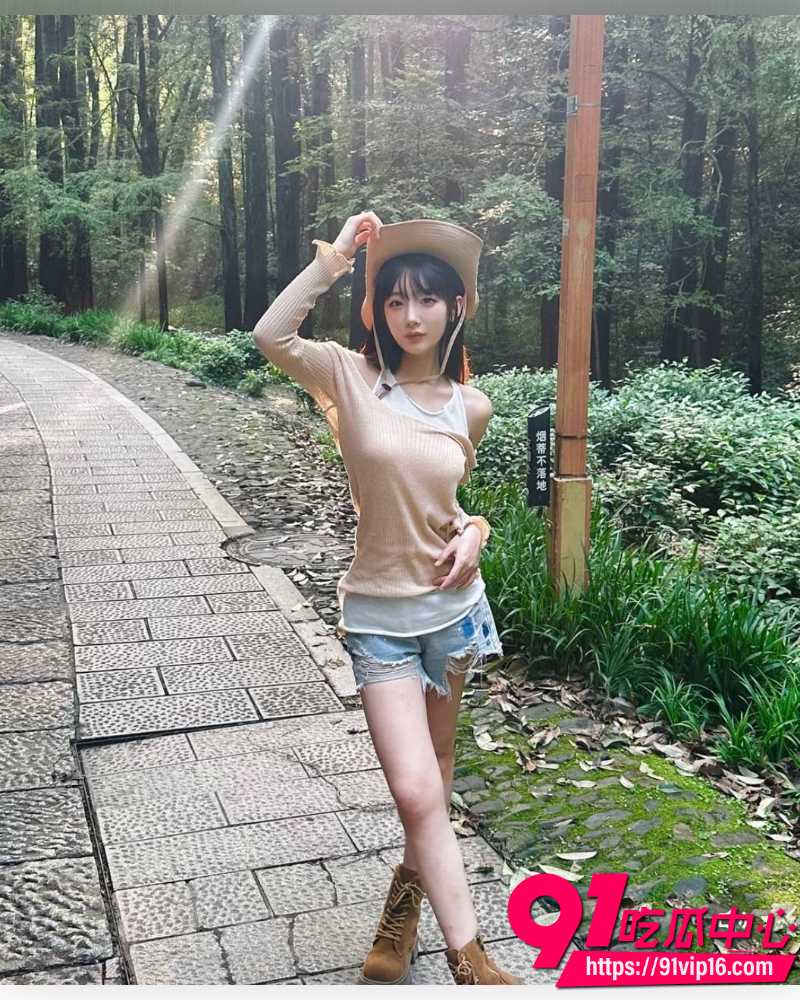 快手252万粉主播摇童 34 快手252万粉主播摇童 34