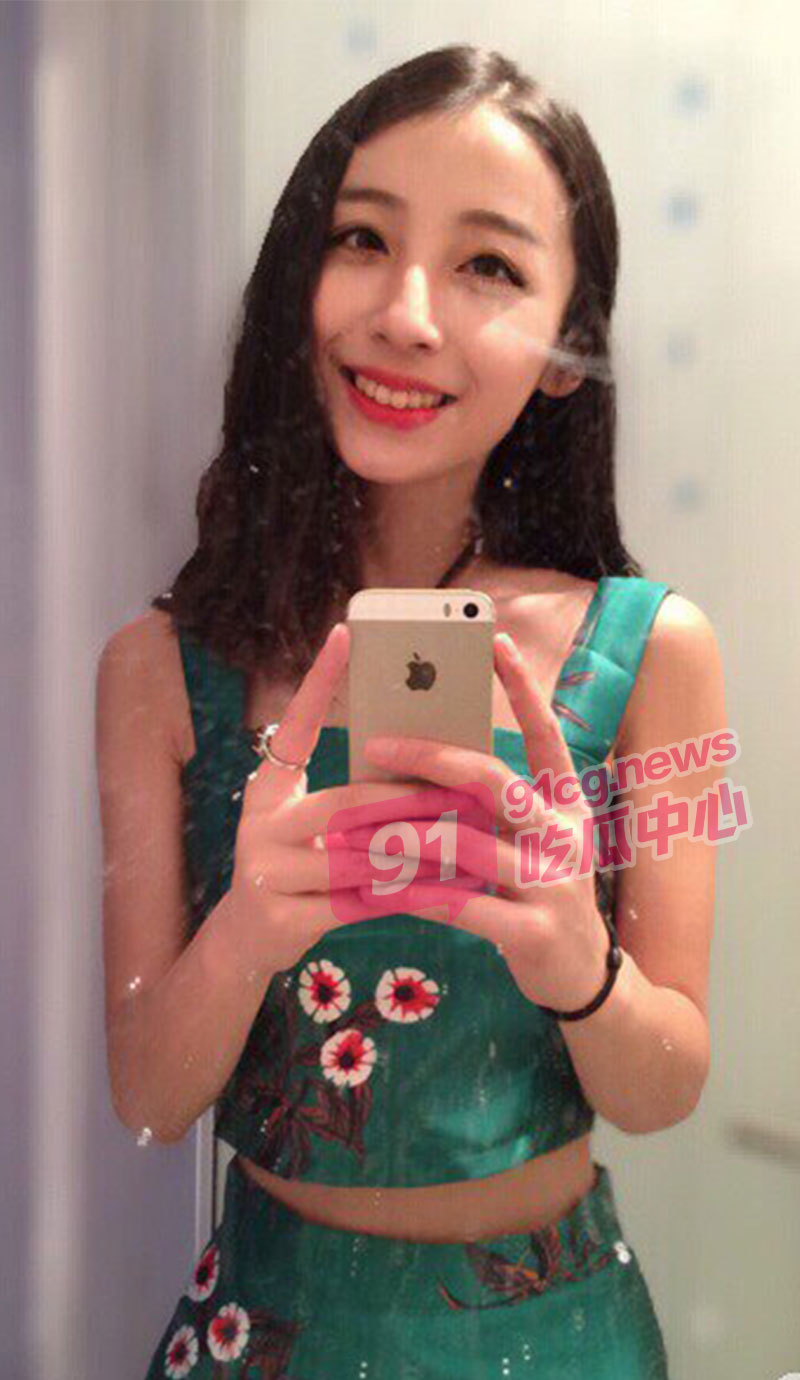 【迷奸网爆门】云南卫视七彩飘香主持人王芃芃 被人渣男友迷奸 视频图片全流出 这下全毁了！