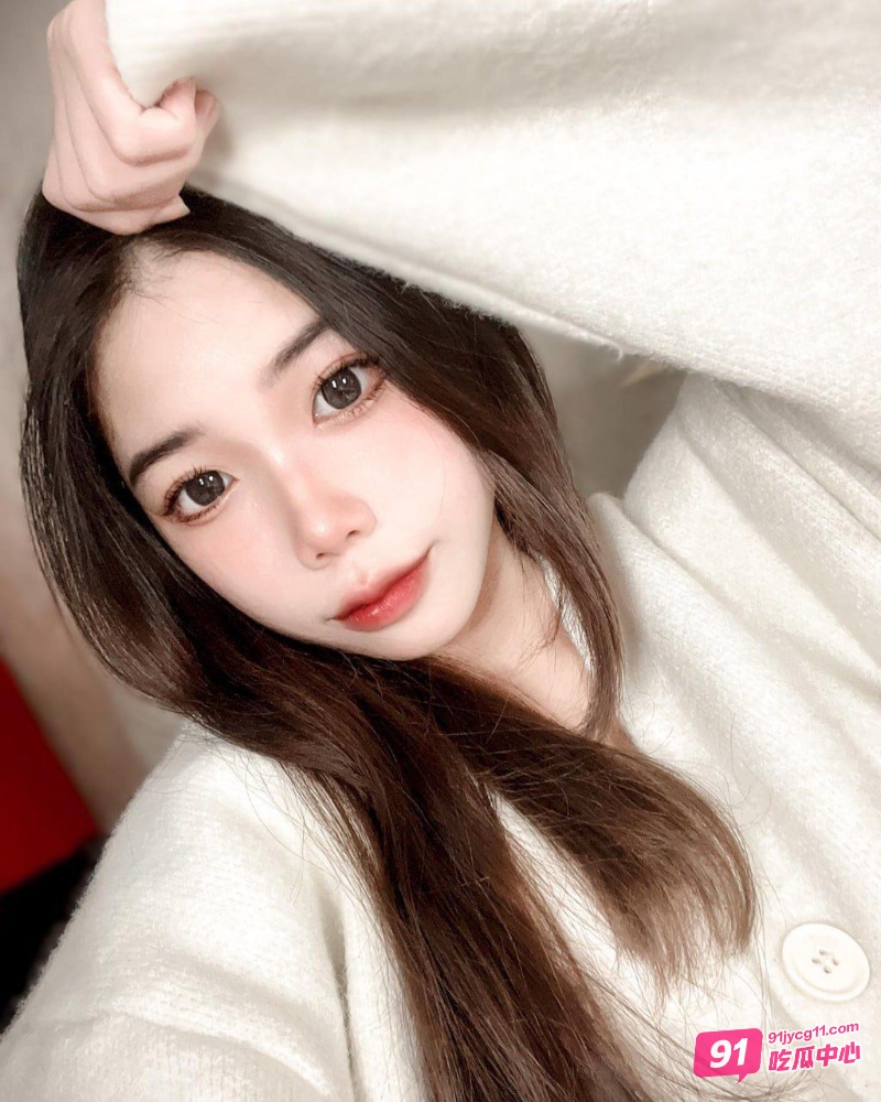 丽江大学何心怡 口技一流翘臀遭暴力打桩！ 配图2