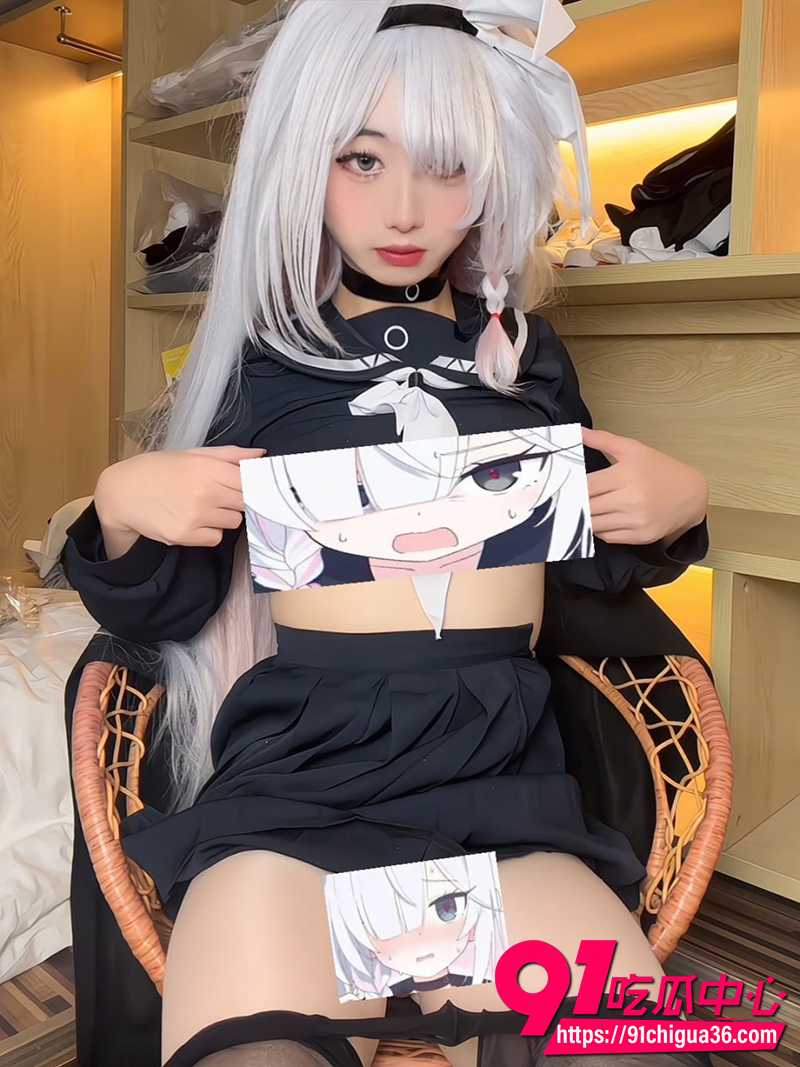 TS男娘银木偶kiyu 身穿性感水手服 道具深入肛门自慰！