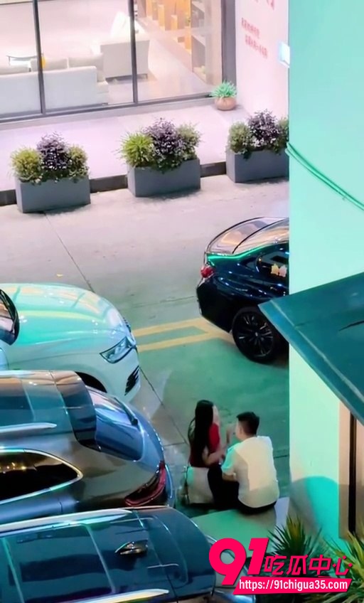 少妇出轨被抓现场9