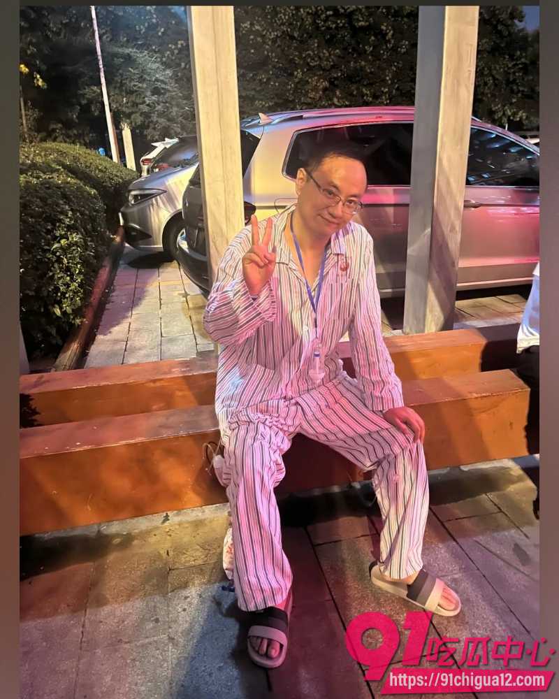 娜姐手撕公职丈夫高飞 30 娜姐手撕公职丈夫高飞 30