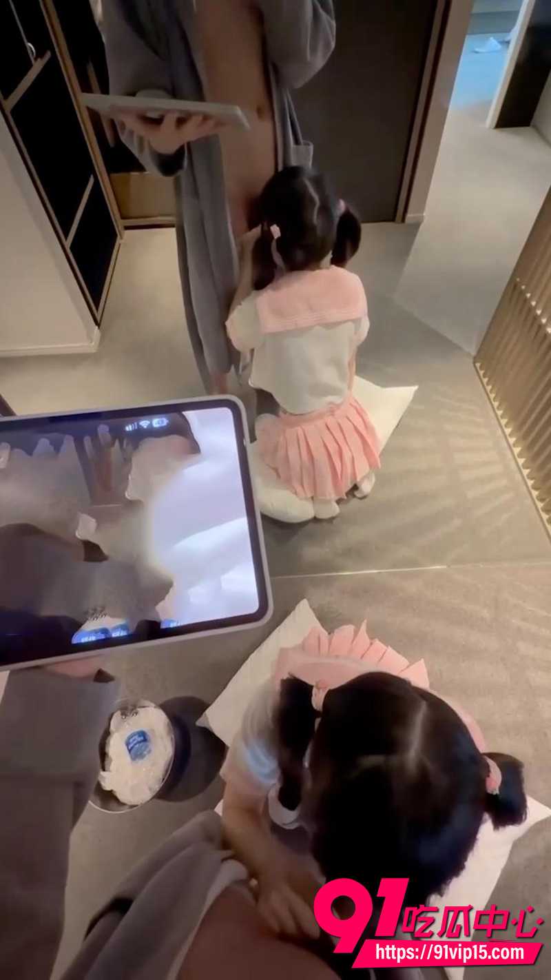 专约萝莉大神小远ovo 第十二弹约炮纯欲系少女 大屌强势攻势下彻底开发浪性！