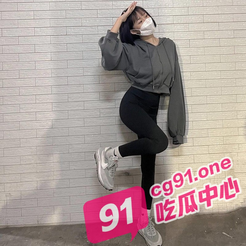 4_W_800px.jpg