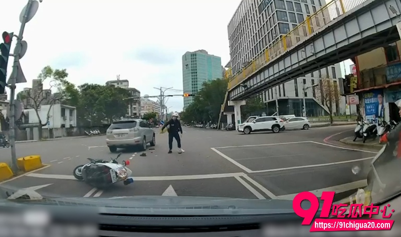 台湾新竹撞车4