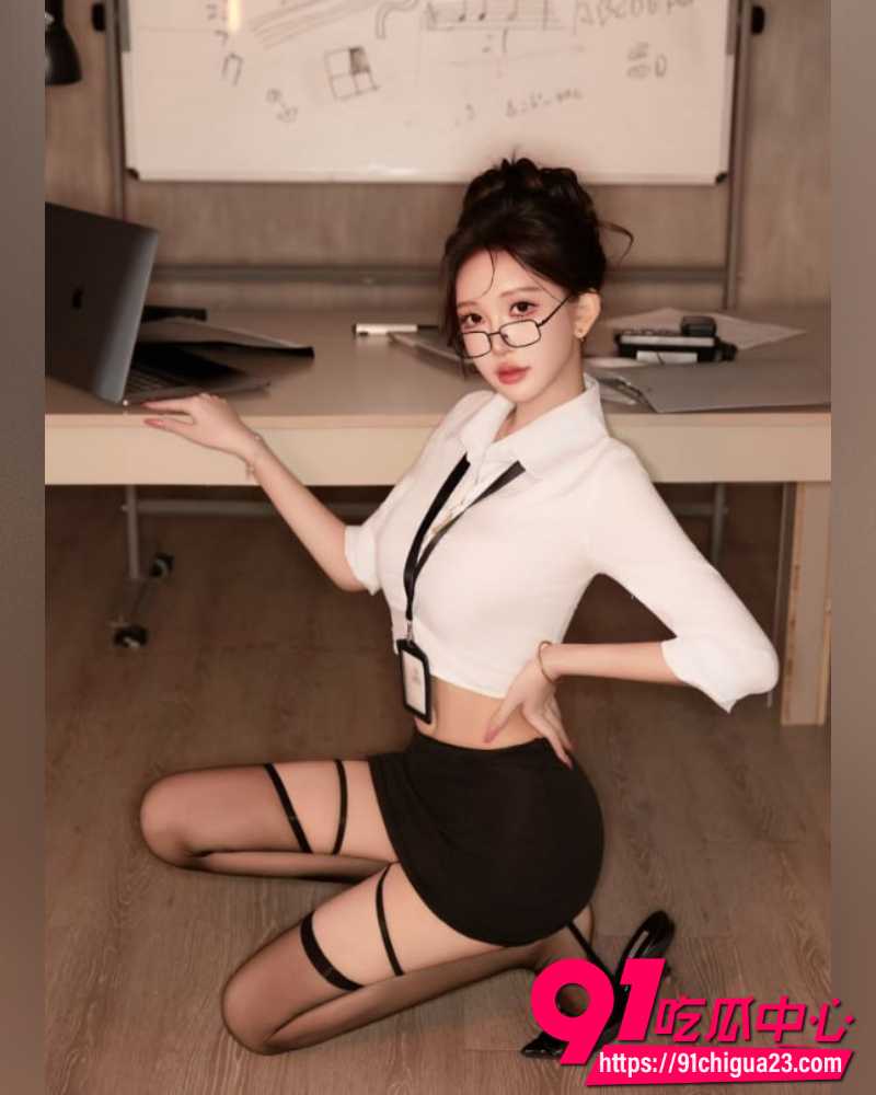 斗鱼南妹儿呀生日视频 10 斗鱼南妹儿呀生日视频 10