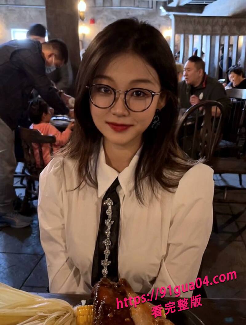 合租少妇诱惑福利02