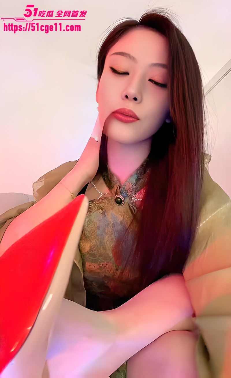 极品网黄 曼曼曼曼 直播网调 久违的红绿灯寸止现场1 极品网黄 曼曼曼曼 直播网调 久违的红绿灯寸止现场1