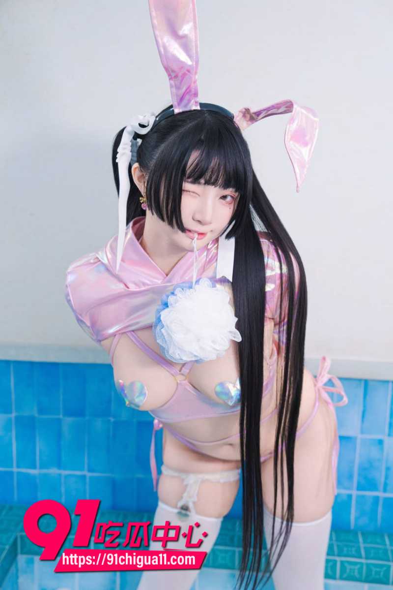 台湾白嫩福利姬落落Raku高清写真裸拍3