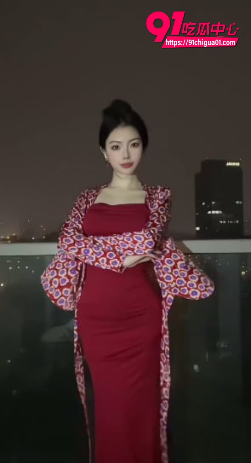 抖音60万粉极品女神绿导演4