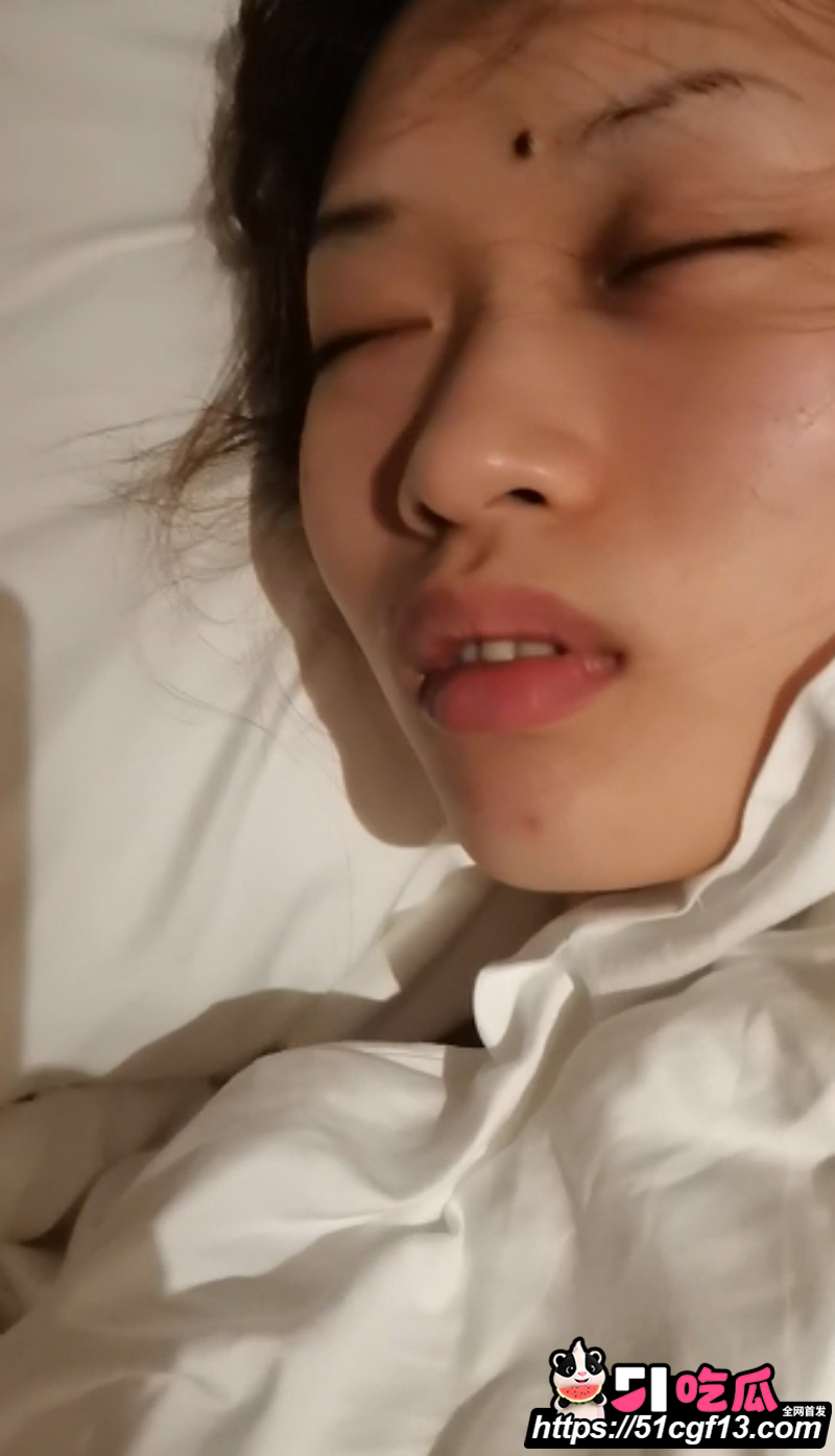 MJ大神胖哥迷玩迷奸孙小妹06 MJ大神胖哥迷玩迷奸孙小妹06