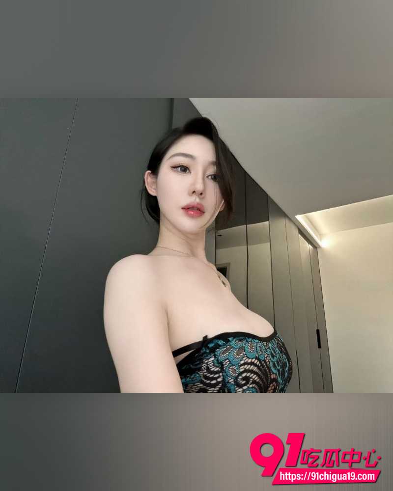 抖音网红赛琳CC 10