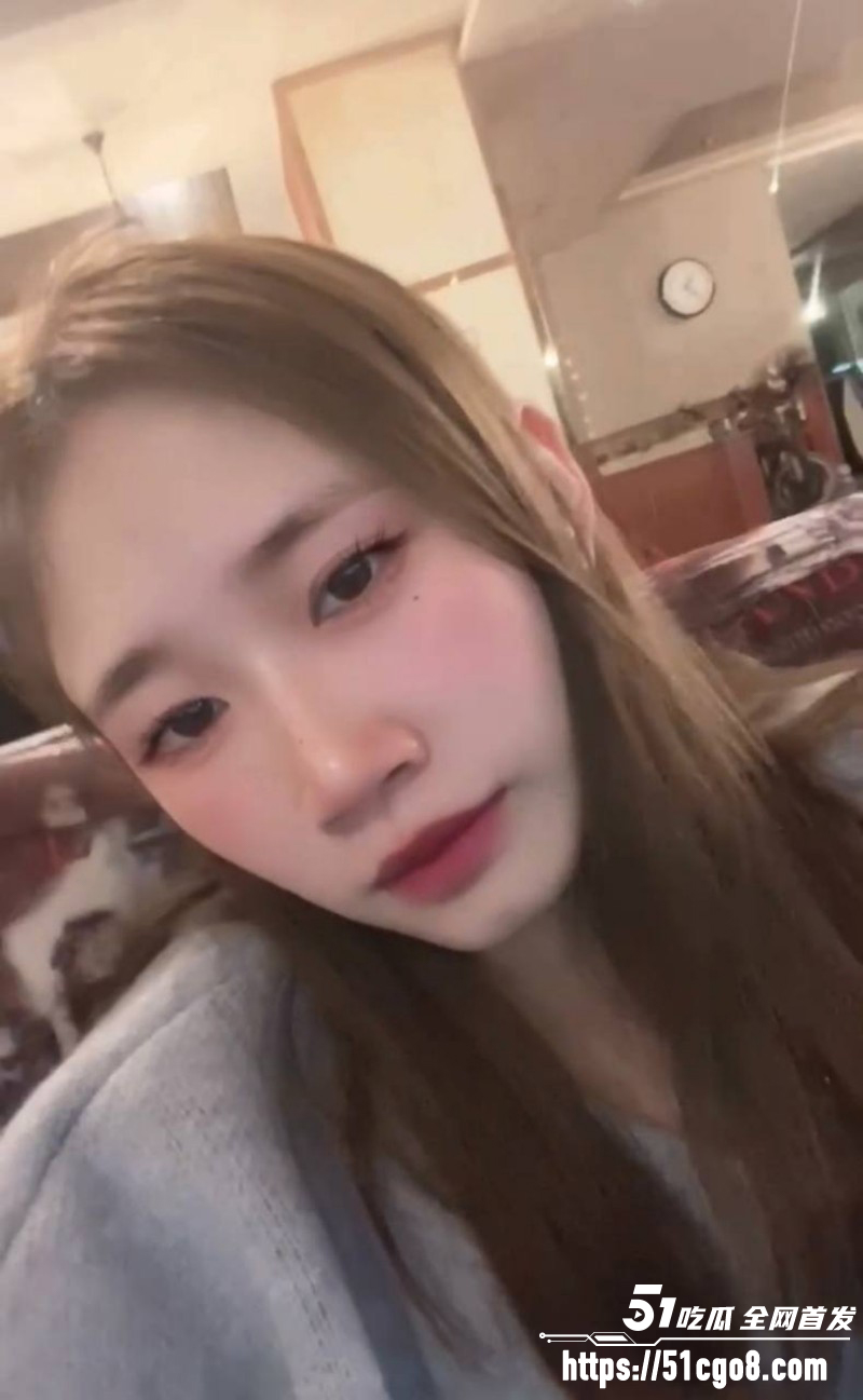 抖音男网红雨梦被曝聊骚操女粉011 抖音男网红雨梦被曝聊骚操女粉011