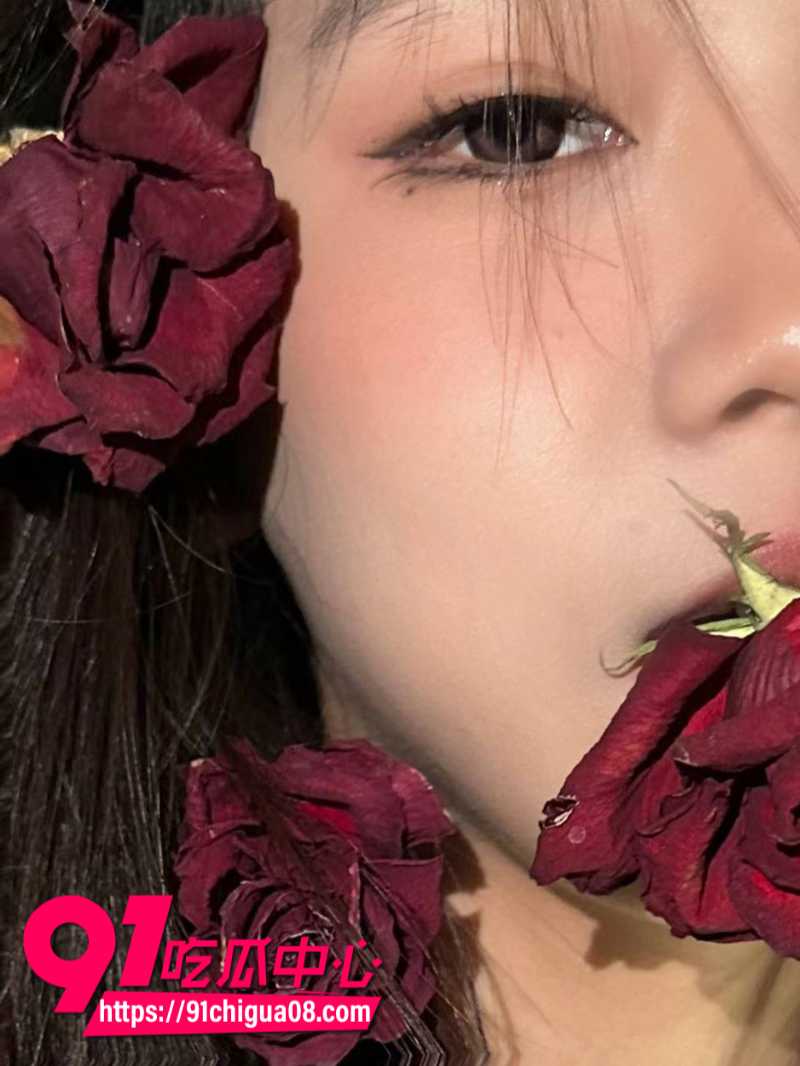 反差女消防员李舒瑶被小伙爆操10 反差女消防员李舒瑶被小伙爆操10