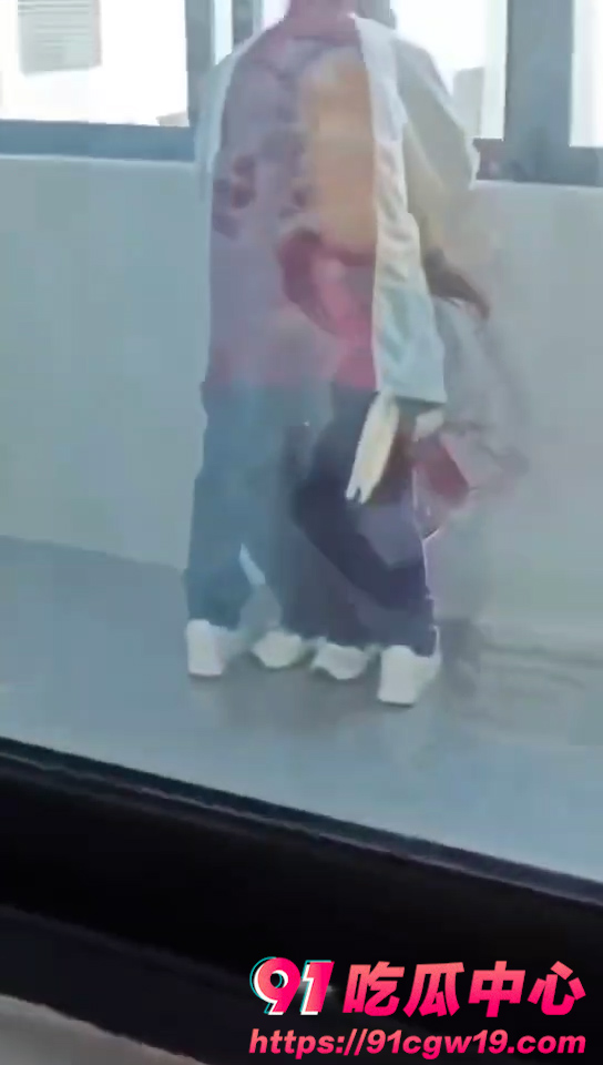 02.jpg