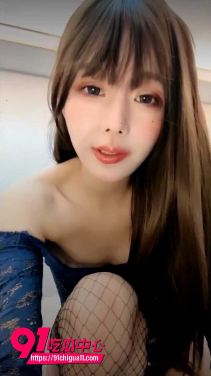 高颜值极品御姐awerling黄播自慰录屏8