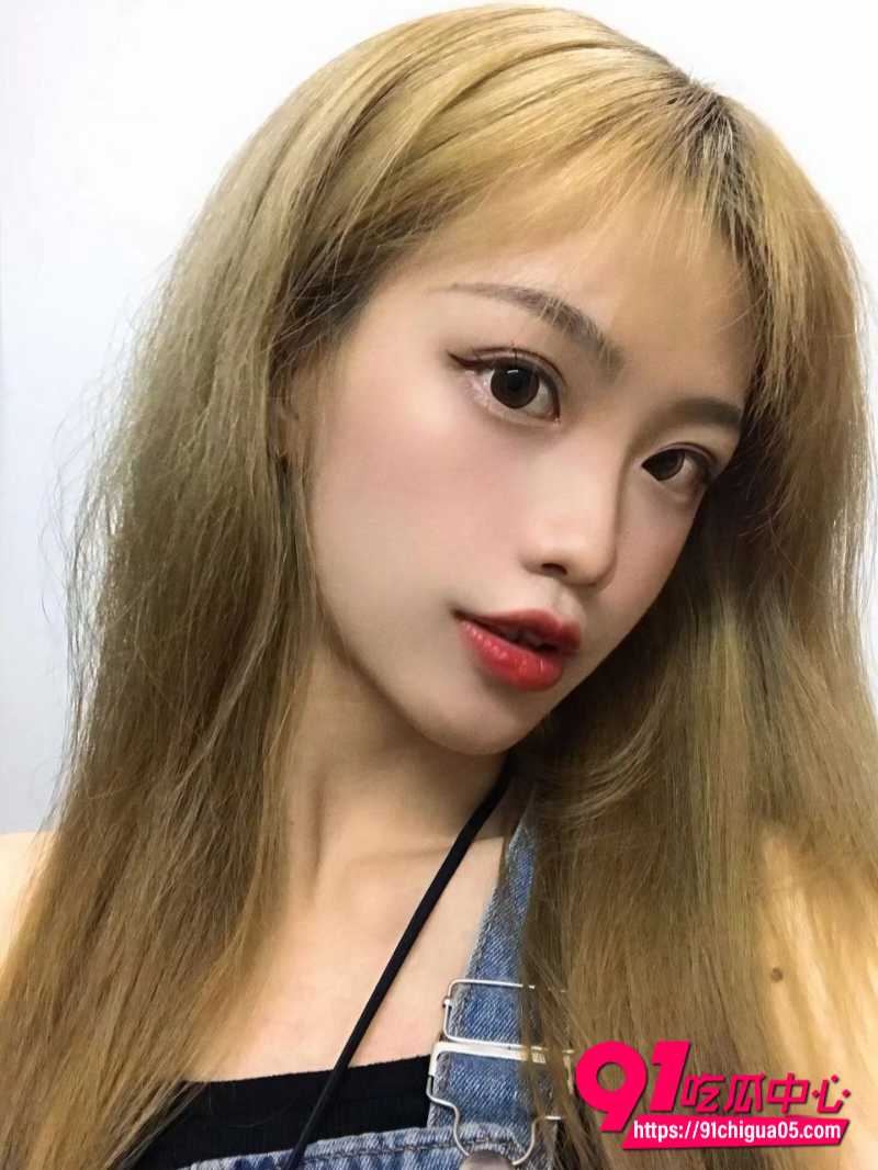 南宁高颜值女大璐璐6