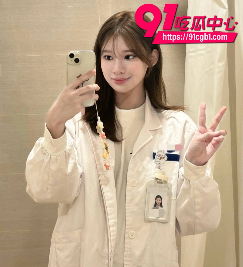 厦门大学附属中山医院医师许靖熠脚踏多条船被女友实名举报到工作单位39
