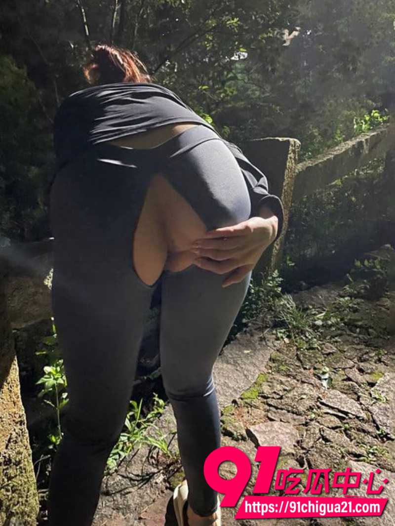 海角大神妈妈的丰乳肥臀勾引老妈乱伦激战性爱视频合集18 海角大神妈妈的丰乳肥臀勾引老妈乱伦激战性爱视频合集18