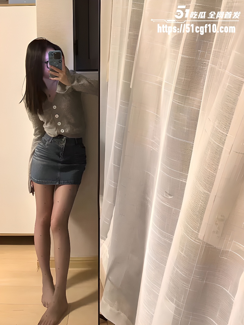 51嗨聊主播小湿妹自慰福利01