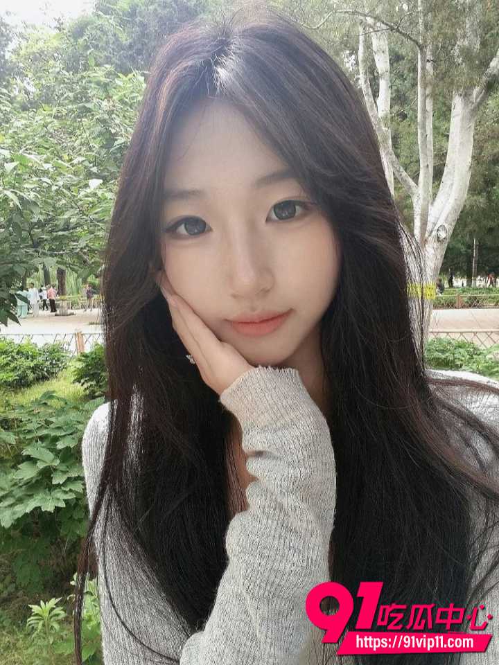 山东济南眼镜妹李语蓉4