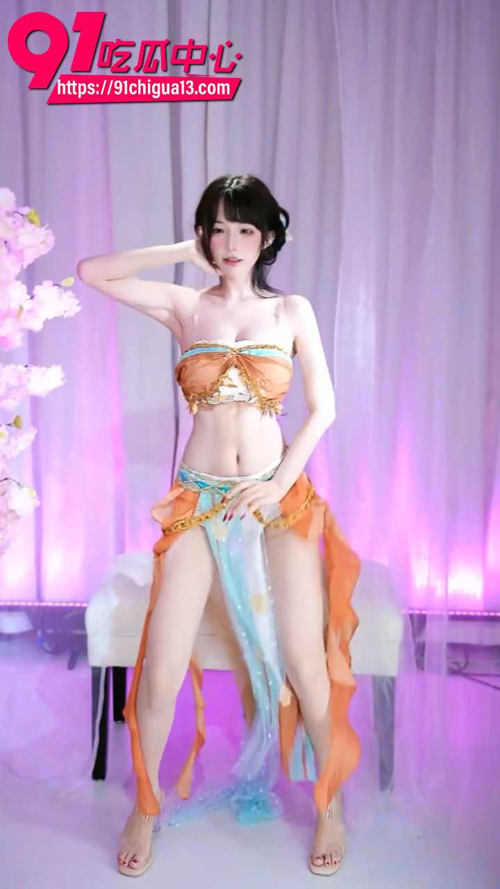 B站顶级福利姬一条小糖糖舞蹈合集5 B站顶级福利姬一条小糖糖舞蹈合集5