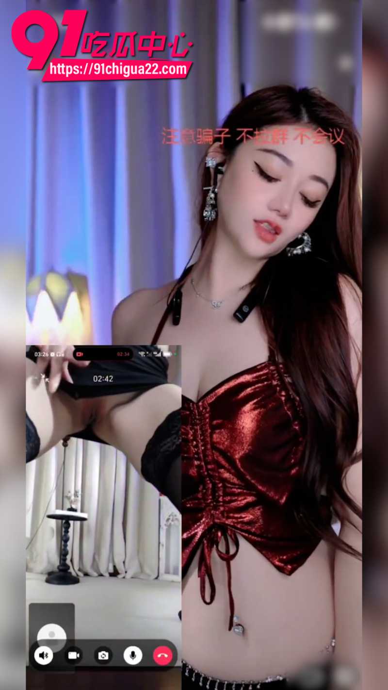 花椒女主播小美baby双视角直播大秀2