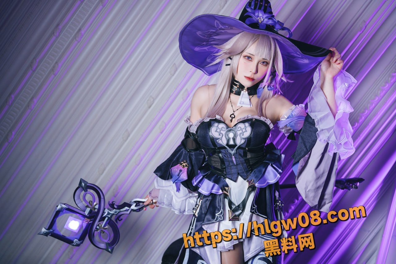 Tokar浵卡 极品福利姬 最新定制视频 cos紫色韵味小魔女 足交深喉撸管 妩媚表情让人血脉贲张!