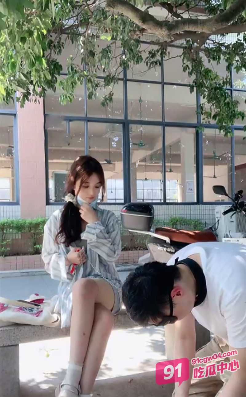内地套路直播女主香芋朱朱 女奴翻身当女王直播霸气调教下贱公狗！ 配图5