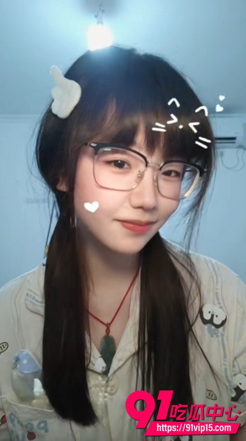 抖音巨乳女网红瞾媌緢赵淼淼出卖肉体跟金主线下约炮群P9