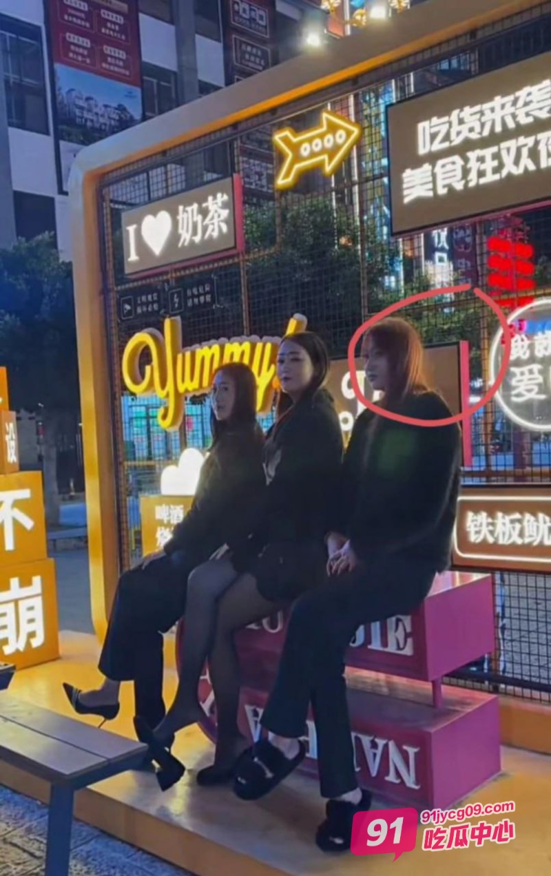 云南楚雄李华美被曝光私下外围卖淫 250就能上是真不值钱啊！