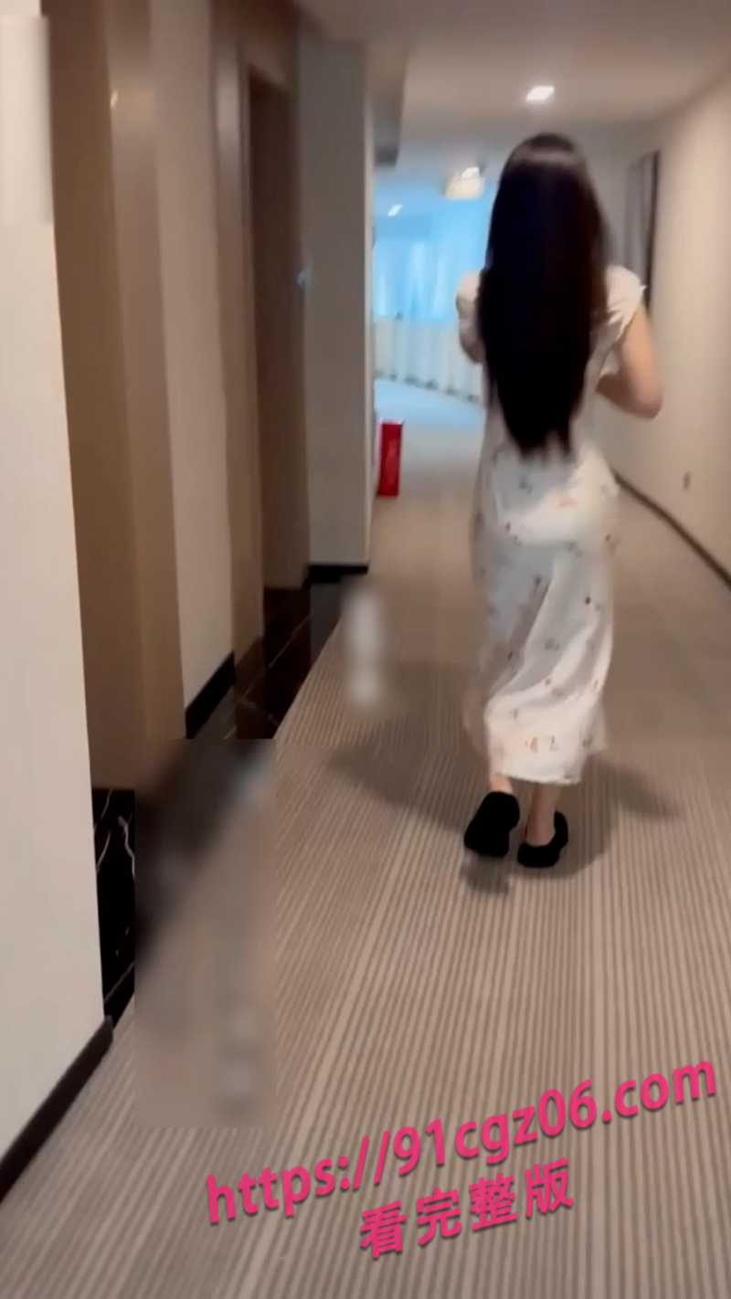 空乘专业学生妹玩soul 白嫩少女性感的娇躯果然是对的起空姐的名号！