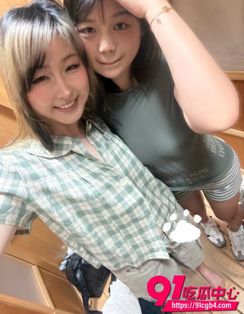 推特福利姬 保重千千万10