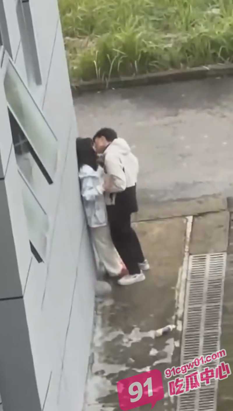 04.jpg