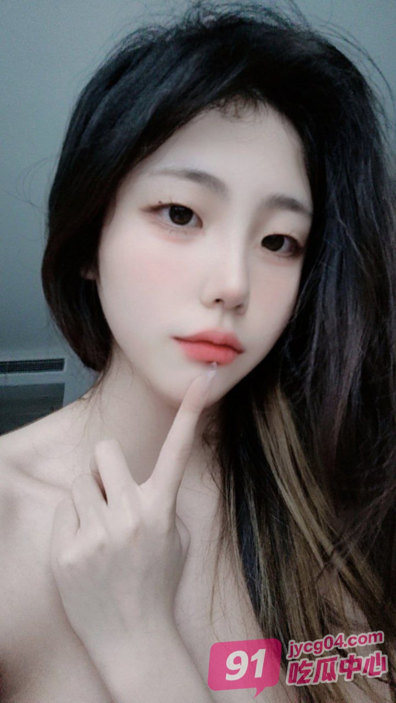 河南女大学生黄敏频拍自慰片换收入 只为减轻家庭负担！