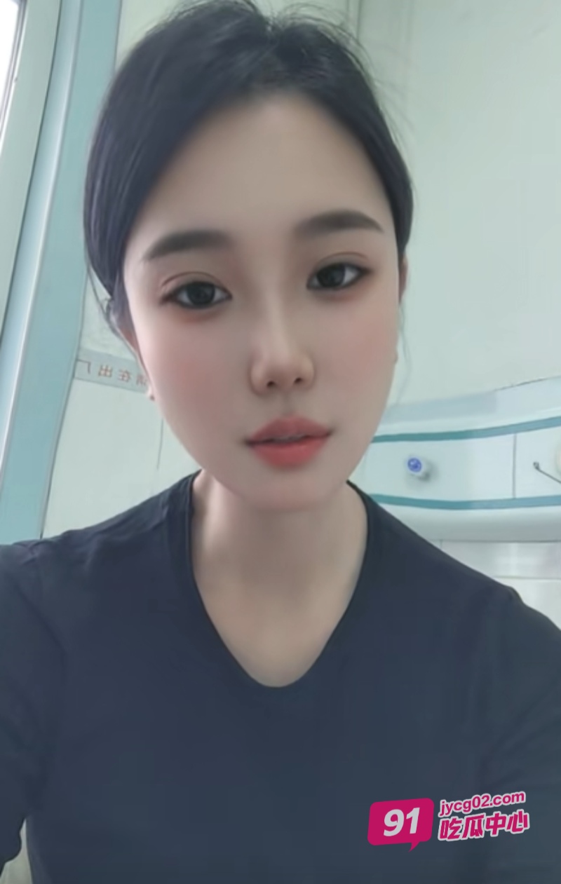 邯郸一龙三凤事件 卖凉皮的黑妮儿玩废青春小伙独家视频！ 配图7