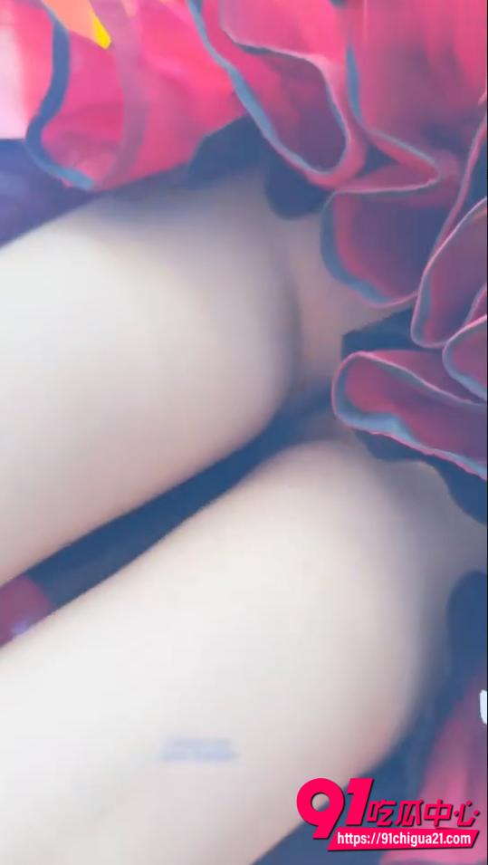 抄底大神偷拍美女裙底视频6 抄底大神偷拍美女裙底视频6