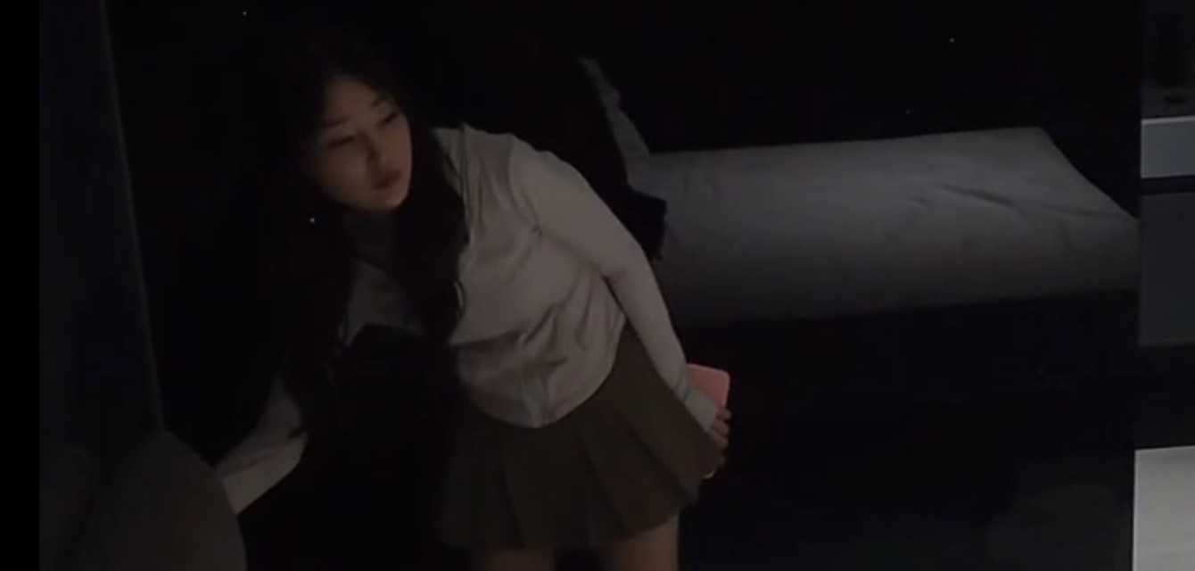 杏吧渣男一万包夜抖音网红媛某 口交骑乘猛干床战全记录