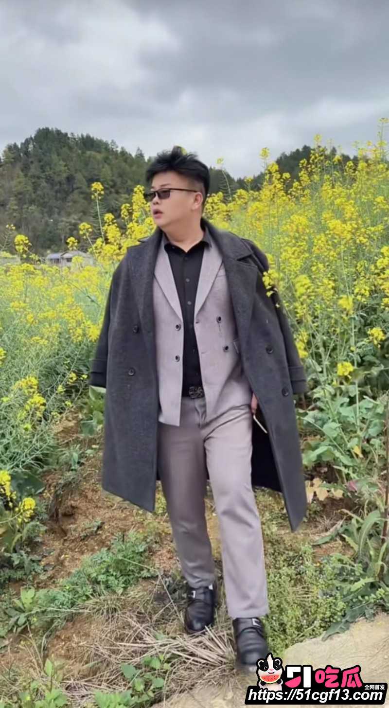 抖音网红贵州荣哥公益人设崩塌05 抖音网红贵州荣哥公益人设崩塌05