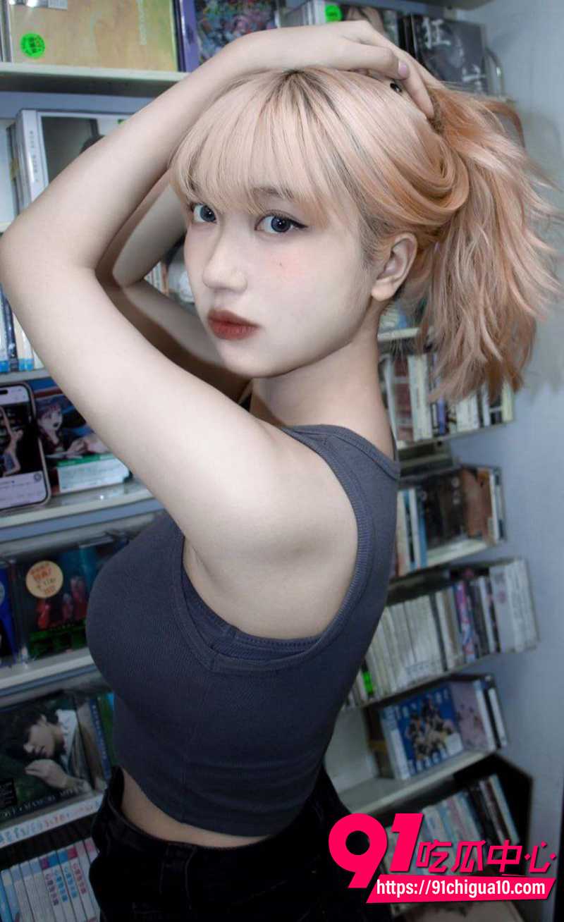 台湾INS女神艾莎 2 台湾INS女神艾莎 2