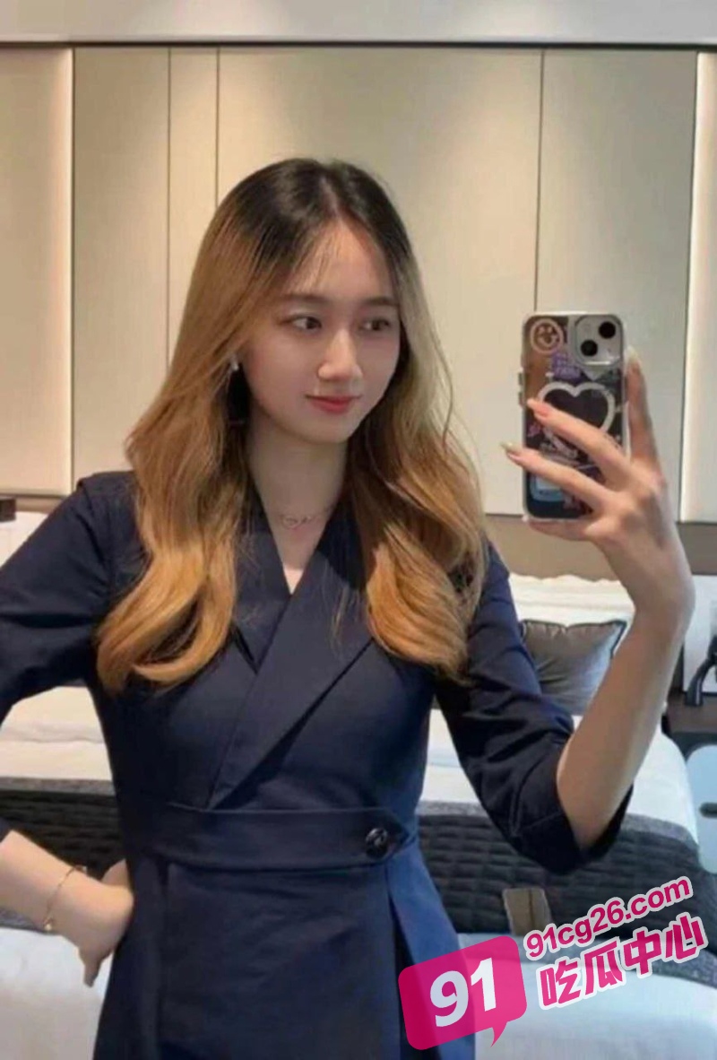 广东佛山顺德锐府 女销冠 程圆 3分钟视频事件 精准深挖客户需求 销冠实至名归