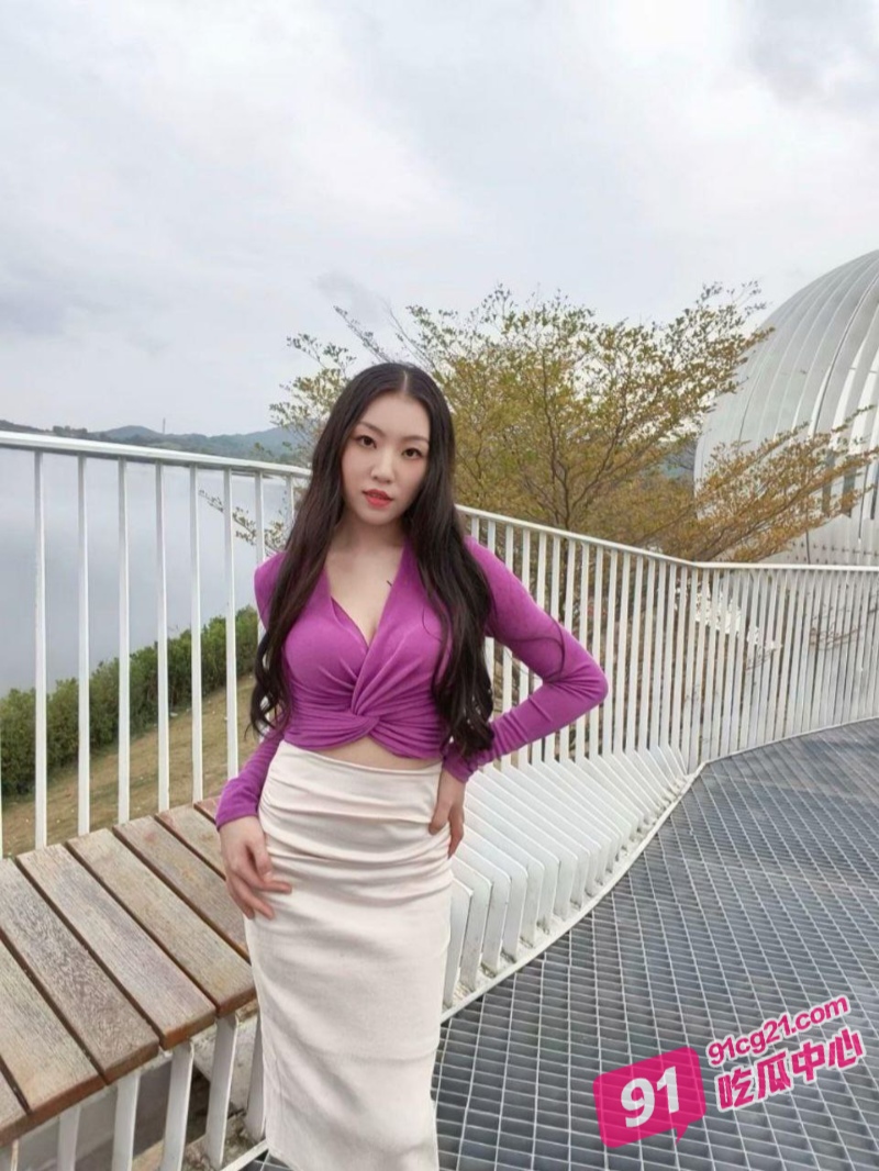 推特性瘾少妇“暮色” 黑丝翘臀诱惑男粉 主动送炮博流量！ 配图7
